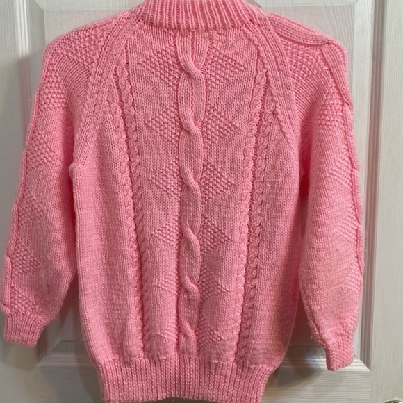 Girl’s Pink Hand Made Cable Knit Sweater Size 10-12 Winter Classic - Picture 5 of 5